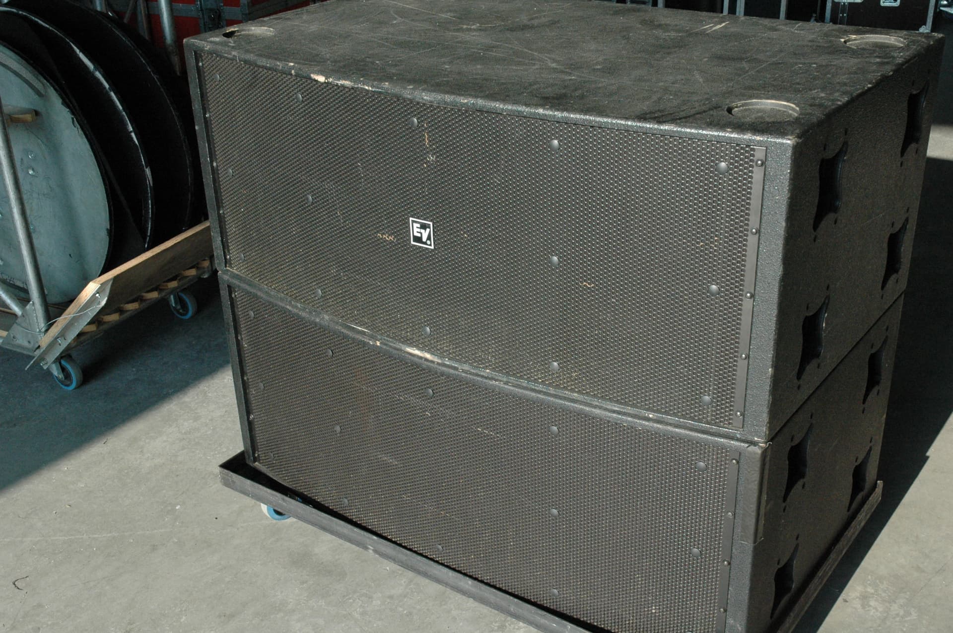 Kit Electro-Voice XLC 127 DVX + XSUB