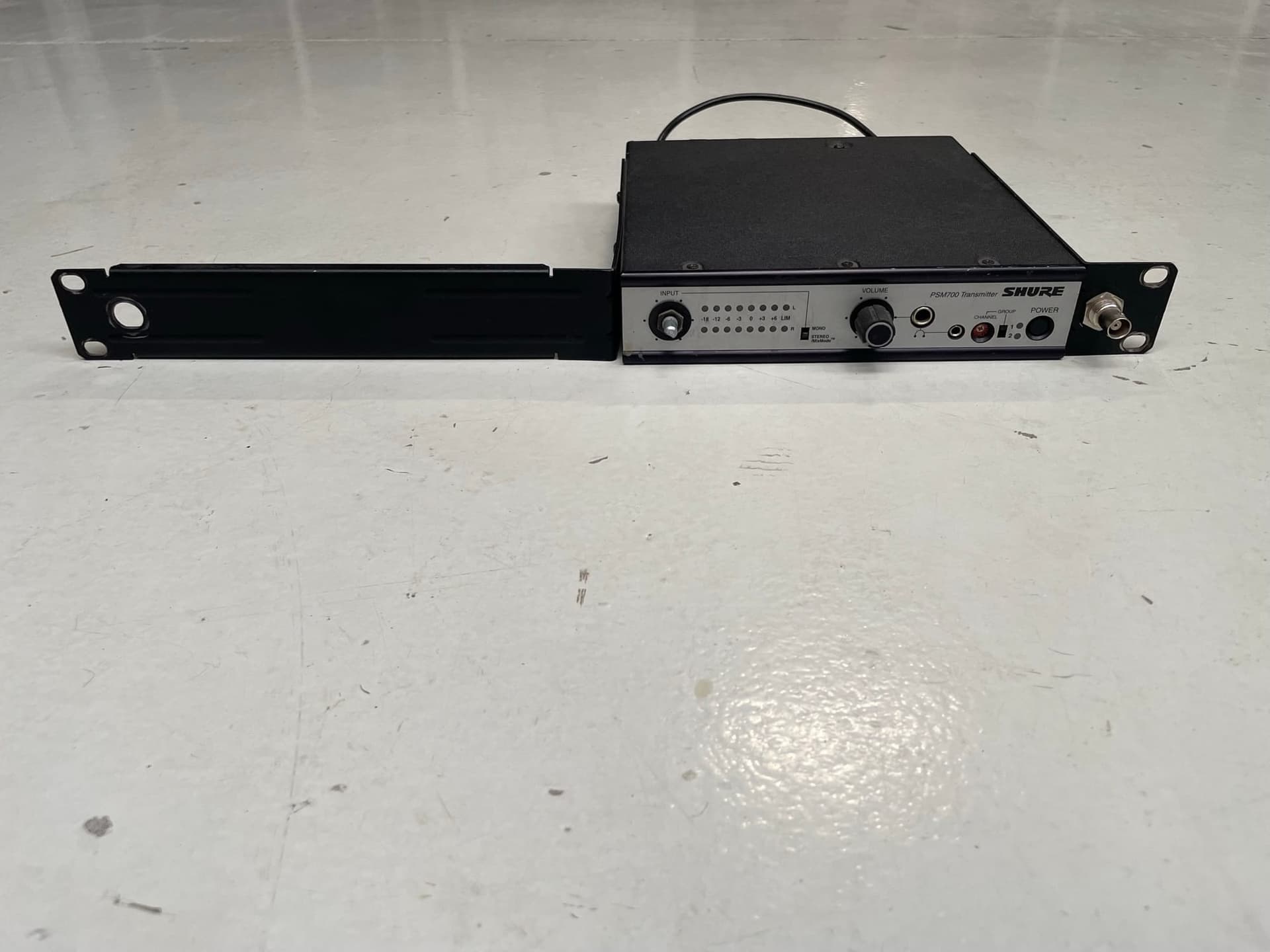 Shure PSM700 (transmitter only)