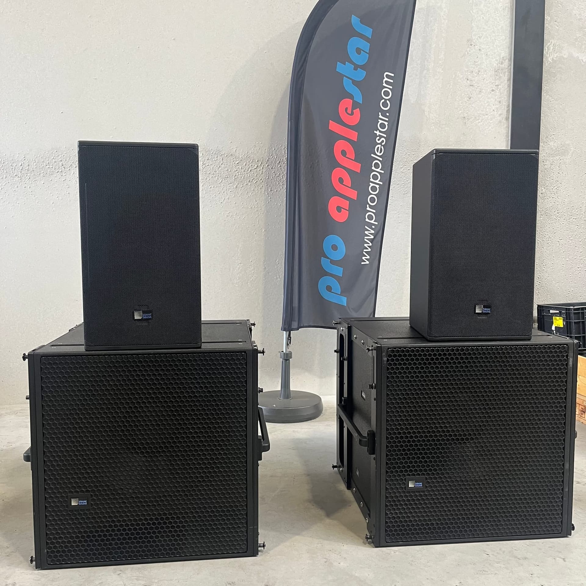 Meyer Sound ULTRA-X40/42 + 900-LFC package
