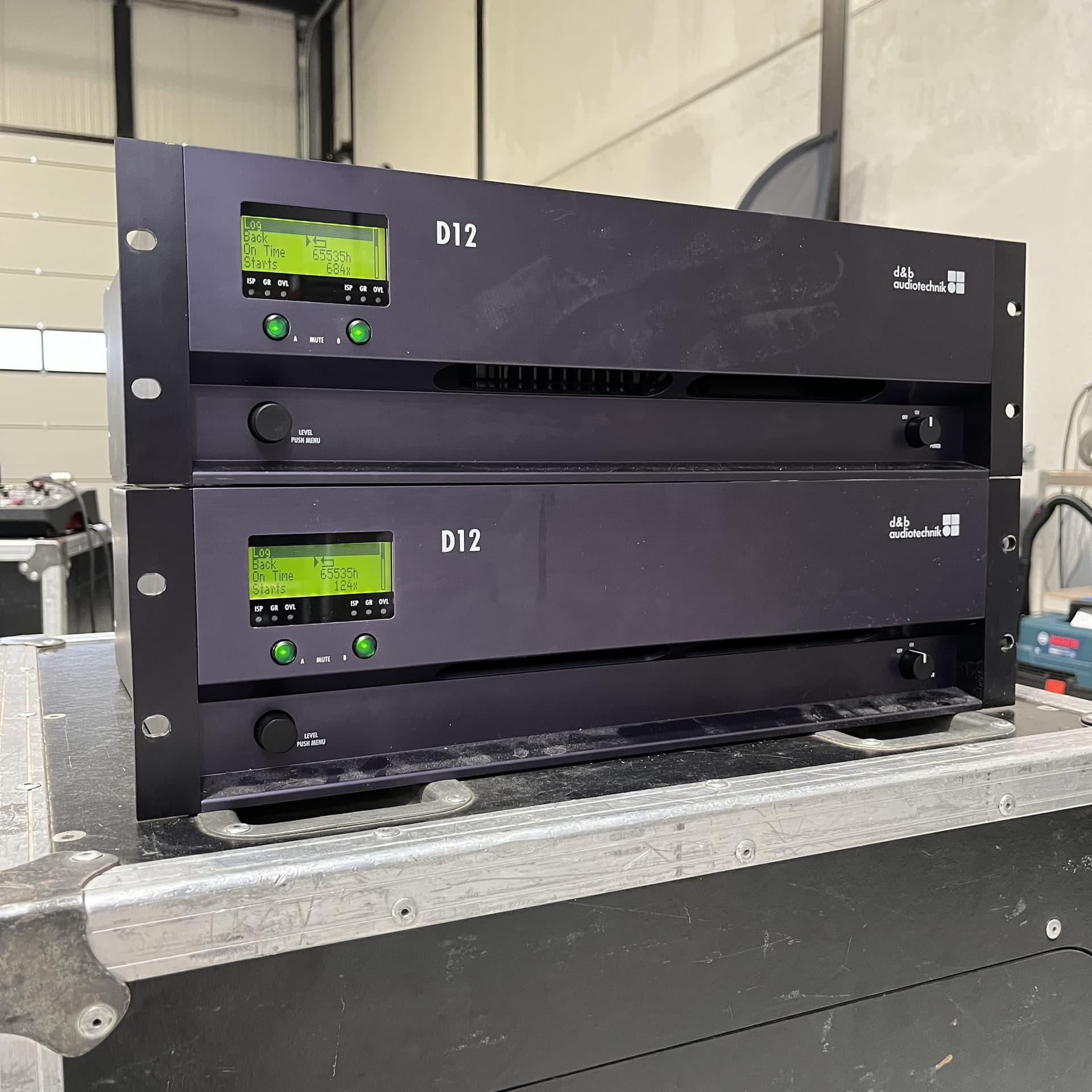 d&b audiotechnik D12 amplifier