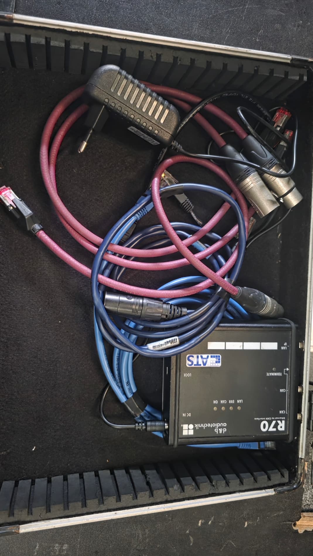 d&b audiotechnik R70