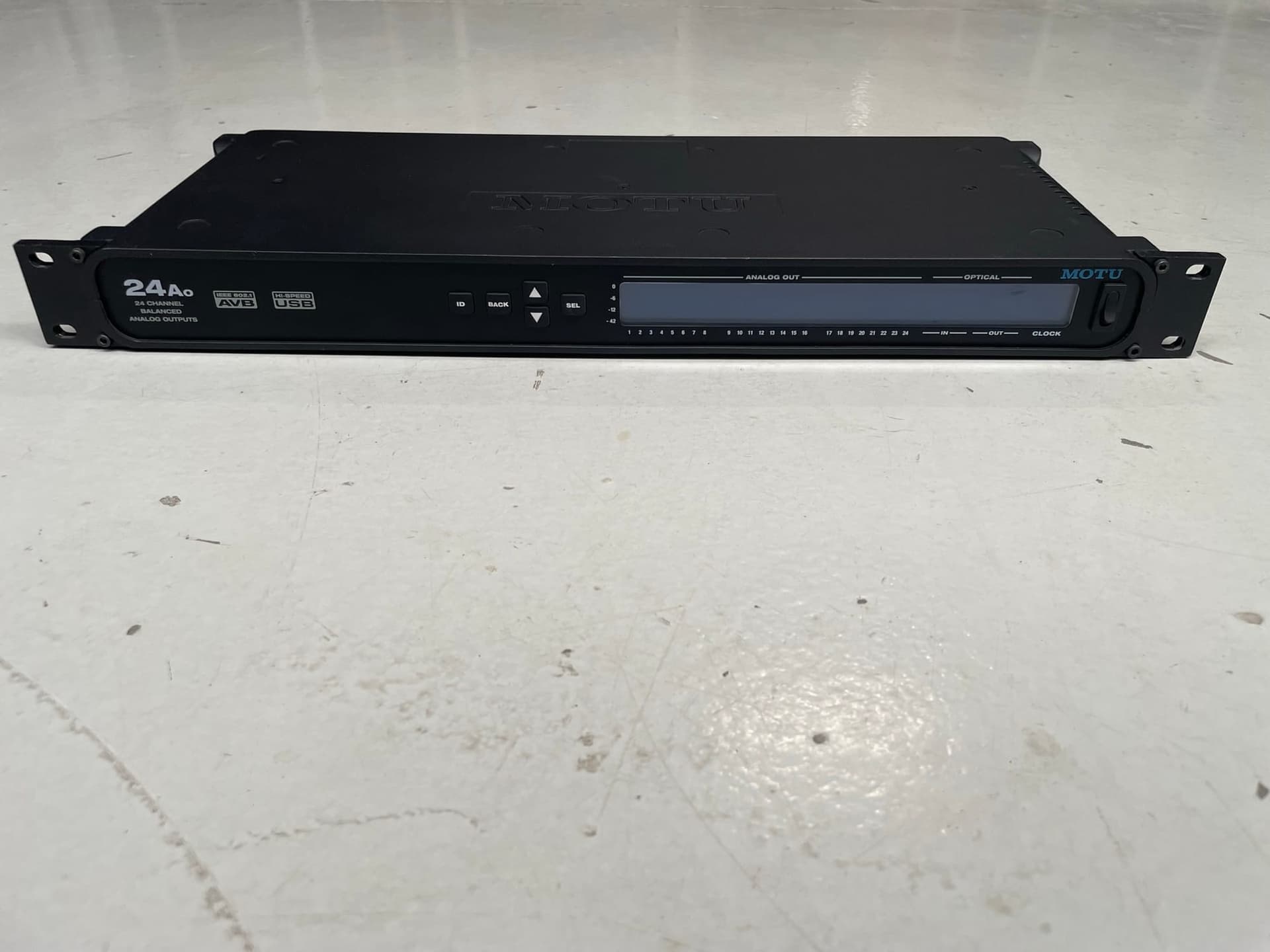 MOTU 24Ao