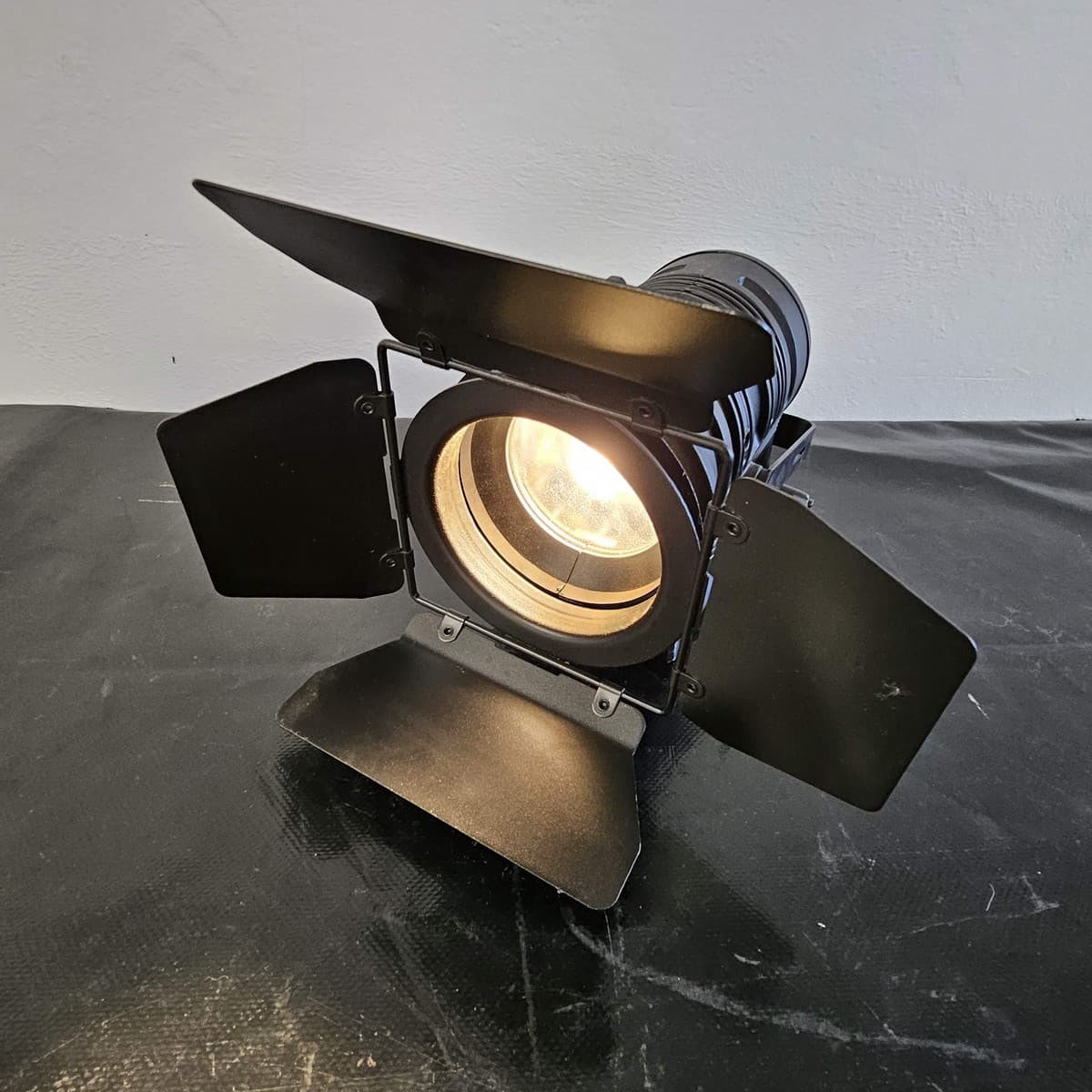 Fresnel LED avec barndoors