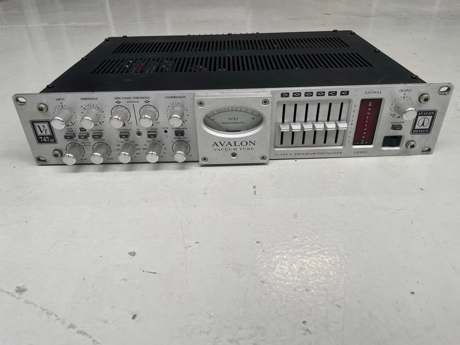 Avalon VT-747SP